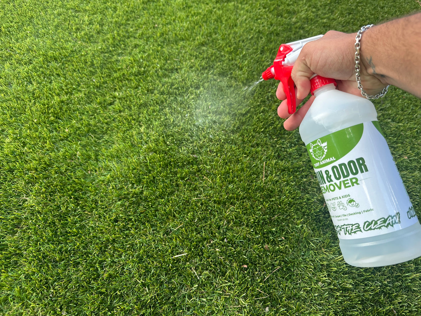 #1 organic artificial turf cleaner turf animal – 32oz. concentrate